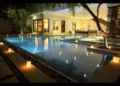 Eight-Bedroom Villa with Private Pool ホテル詳細