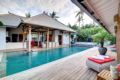 Elegant 4BR Villa in Seminyak - Centrally located ホテル詳細