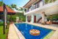 Family Villa at Seminyak with 3 Bedroom ホテル詳細