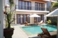 Gorgeous 3bedroom Villa-heart of beach-side Sanur ホテル詳細