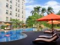 HARRIS Hotel Sentul City Bogor ホテル詳細