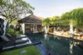 Kunti Villas with 2BDR Seminyak ホテル詳細