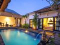 La Villais Kamojang Villa Seminyak ホテル詳細