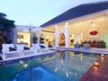 Lush Poolside Living in Upscale Seminyak ホテル詳細