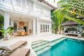 Luxury 3 bedroom villa with pool in Seminyak ホテル詳細