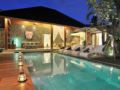 Poolside Luxury in the centre of Upscale Seminyak ホテル詳細