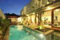 Pure Luxury and Indulgence in the centre of Canggu ホテル詳細