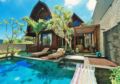 Raja Woods Villa Jimbaran ホテル詳細