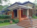 Rumah PulKumpul Syariah sayap DAGO Bandung ホテル詳細