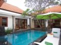 Sanur Beach Villa Suria ホテル詳細