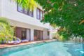 SPECIAL OFFER Exquisite tropical villa Seminyak ホテル詳細