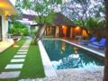 Staman Villa, Seminyak entire villa ホテル詳細