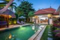 Sunny Villa Seminyak - 3 BR tropical villa ホテル詳細