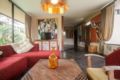 Treetop Loft with Stunning Views ホテル詳細