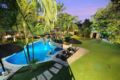 Villa 9 bedrooms seminyak center ホテル詳細