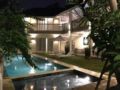 Villa Kayu Ulin ホテル詳細