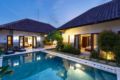 Villa Lapiz Lazuli 3 Seminyak Kuta 3BR With Pool ホテル詳細