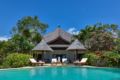 Villa Lumba - Lumba - Private Beachfront Villa ホテル詳細