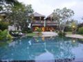 Villa Waringin ホテル詳細