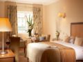 Ashdown Park Hotel ホテル詳細