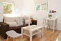 Holiday studio apartment near the Bahai gardens ホテル詳細