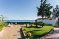 Beachfront, Villa Calliope - Orange Apartment ホテル詳細