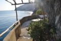 Between Cliffs and ocean Villa in the Amalfi coast ホテル詳細