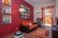 Charming flat with patio near Colosseum & Forum ホテル詳細