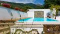 VILLA SALVATOROSA - PRIVATE POOL - SORRENTO COAST ホテル詳細