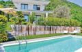 Apartment Gaino 60 with Outdoor Swimmingpool ホテル詳細