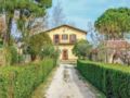 Five-Bedroom Holiday Home in Otricoli (TR) ホテル詳細