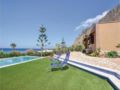 Four-Bedroom Holiday Home in Custonaci ホテル詳細