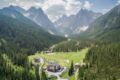 Hotel Dolomitenhof & Chalet Alte Post ホテル詳細