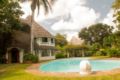 HHVilla Kenyan Coast traditional Villa ホテル詳細