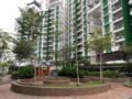 1. KL City/ 12 mins to KLCC -D'Pines Condominum ホテル詳細