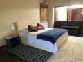 2 Bedroom Family Suite In The Heart Of Georgetown ホテル詳細