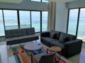 2BR Family Suite 12B Sunrise Gurney Penang ホテル詳細