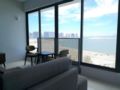 2BR Family Suite 7A Sunrise Gurney Penang ホテル詳細