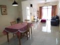 3 Bedrooms Sunnyville Condominium, Gelugor, Penang ホテル詳細