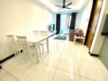 3 Room, 1 - 7 Pax, 5 Min to Bukit Bintang Pavilion ホテル詳細