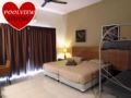 4-bed Poolview Studio Gold Coast Morib WaterPark ホテル詳細