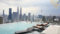 5 star HolidayDuplex suite KLCC Sky Pool ホテル詳細