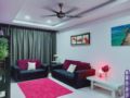 Ad Azim Homestay Pantai BatuBuruk 1Casa Inderaloka ホテル詳細