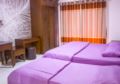 Adora Deluxe D Marina Court Condominium ホテル詳細