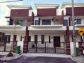 AUFA Homestay (depan hospital) ホテル詳細