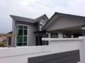 Aurora Homestay Melaka ホテル詳細