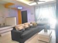 BM AlmaHappyHome NewReno 2Storey House Near Jucso ホテル詳細