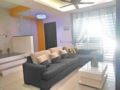 BM AlmaHappyHome NewReno 2Storey House Near Jucso ホテル詳細