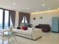 Cozy 3BR Family Suites with Amazing View Level39 ホテル詳細