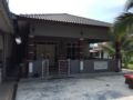 DESA HOMESTAY (MASJID TANAH MELAKA) MUSLIM SAHAJA ホテル詳細